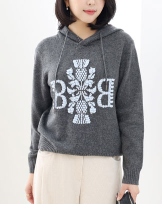 B ½Ã±×´ÏÃÄ ÀÚ¼ö ij½Ã¹Ì¾î ÈÄµå ´ÏÆ® (2color)* cashmere 100% Àü¸é¿¡ ÀÔüÀûÀÎ ºÎŬ ÀÚ¼ö ±â¹ýÀ» »ç¿ëÇÏ¿© ÆËÄÜó·³ Æ¢¾î³ª¿Â µíÇÑ  À¯´ÏÅ©ÇÑ Áú°¨°ú ÆÐÅÏ