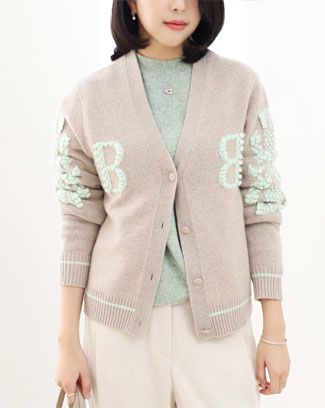 B ½Ã±×´ÏÃÄ ºÎŬ ÀÚ¼ö ij½Ã¹Ì¾î °¡µð°Ç (3color)*cashmere 100% /ºÎµå·¯¿î ij½Ã¹Ì¾î ÅÍÄ¡°¨ÀÇ ¼ÒÀç¿¡ Æ®·»µðÇÑ µðÅ×ÀÏÀÌ µ¸º¸ÀÌ´Â  ºêÀÌ³Ø °¡µð°Ç