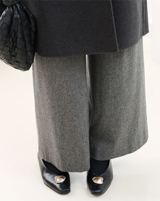 ��� ������ ��� �÷� ���� (2color)*����ϸ鼭�� ��Ư�� �������� �����̴� �÷�����/�ߵ� �߾ӿ��� ���� ������ ��ü���� ��� ��Ż ����� �����Ǿ� �ü��� ������  ���޽����� ����Ʈ